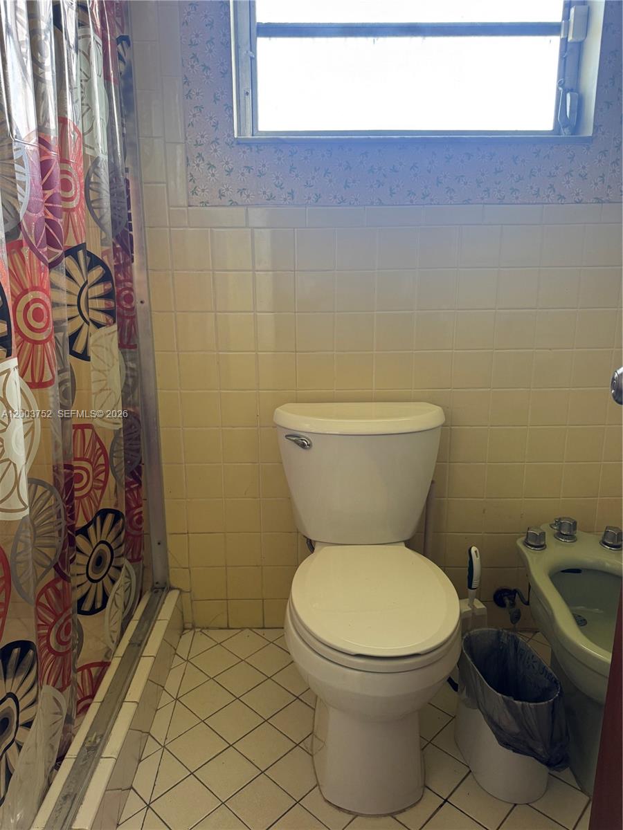 SO MIAMI HEIGHTS ADDN V - Residential