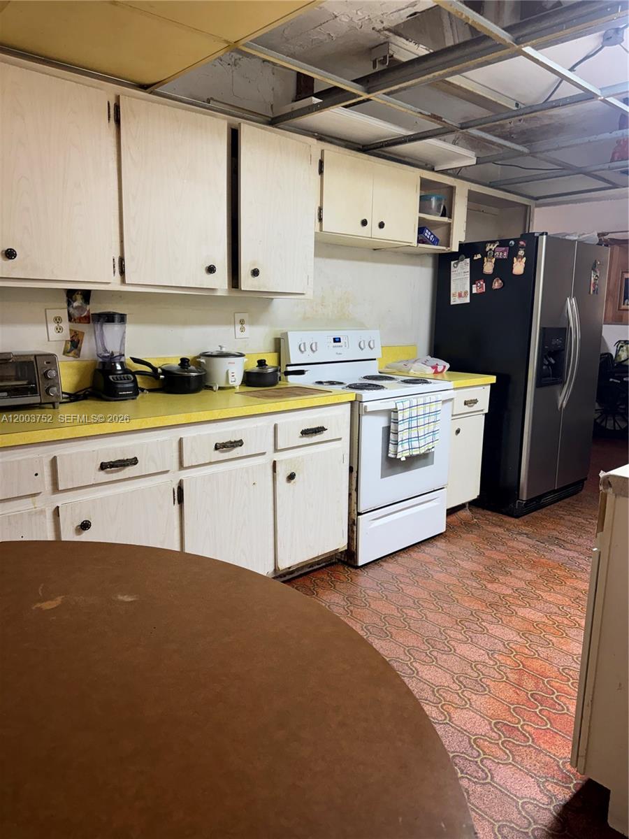 SO MIAMI HEIGHTS ADDN V - Residential