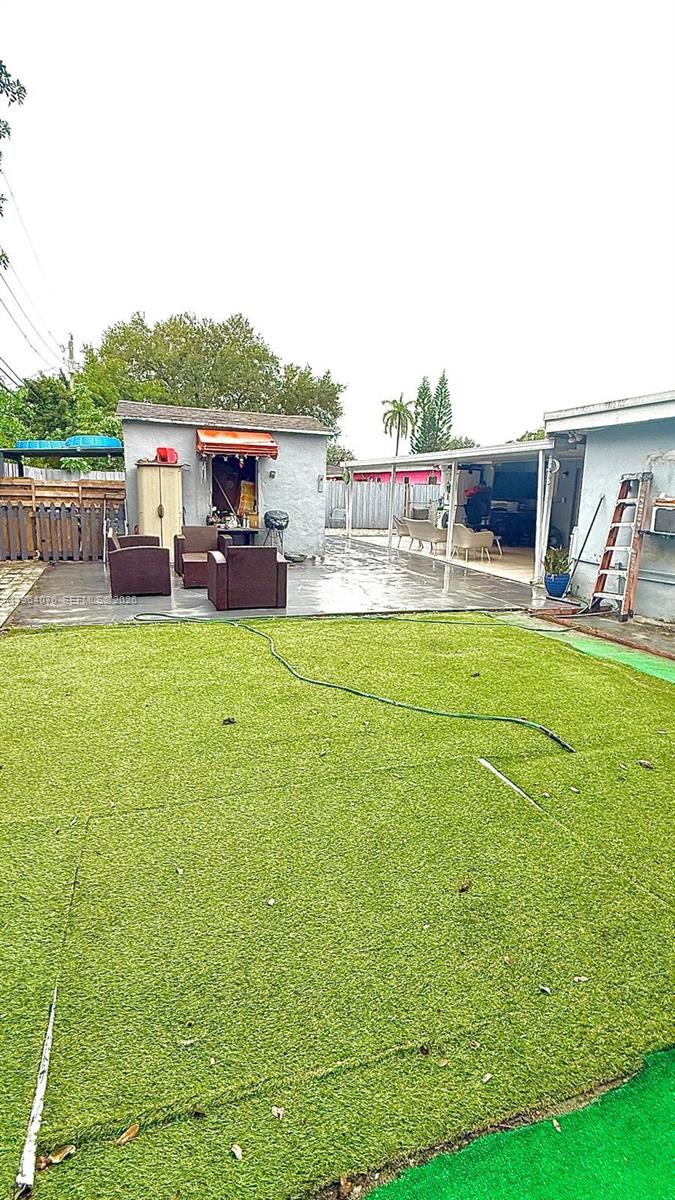 MYRTLE GROVE - Residential