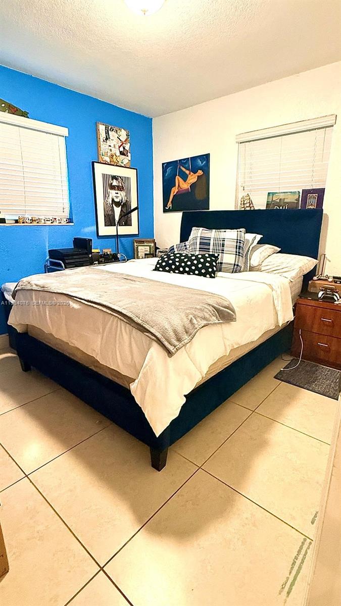 MYRTLE GROVE - Residential