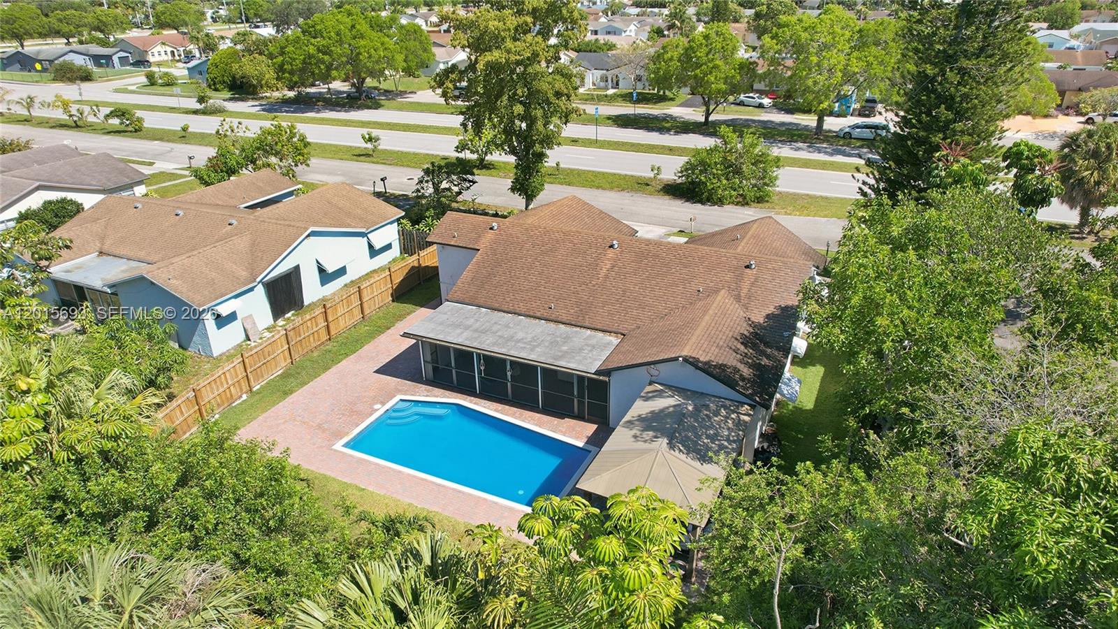 SANDALFOOT COVE SEC 7 AND - Residential