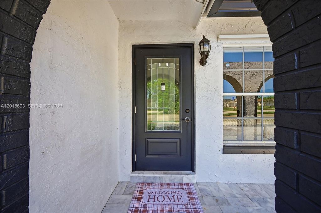 Photo of 8972 SW 8th St, Boca Raton, FL 33433 (MLS # A12015693)