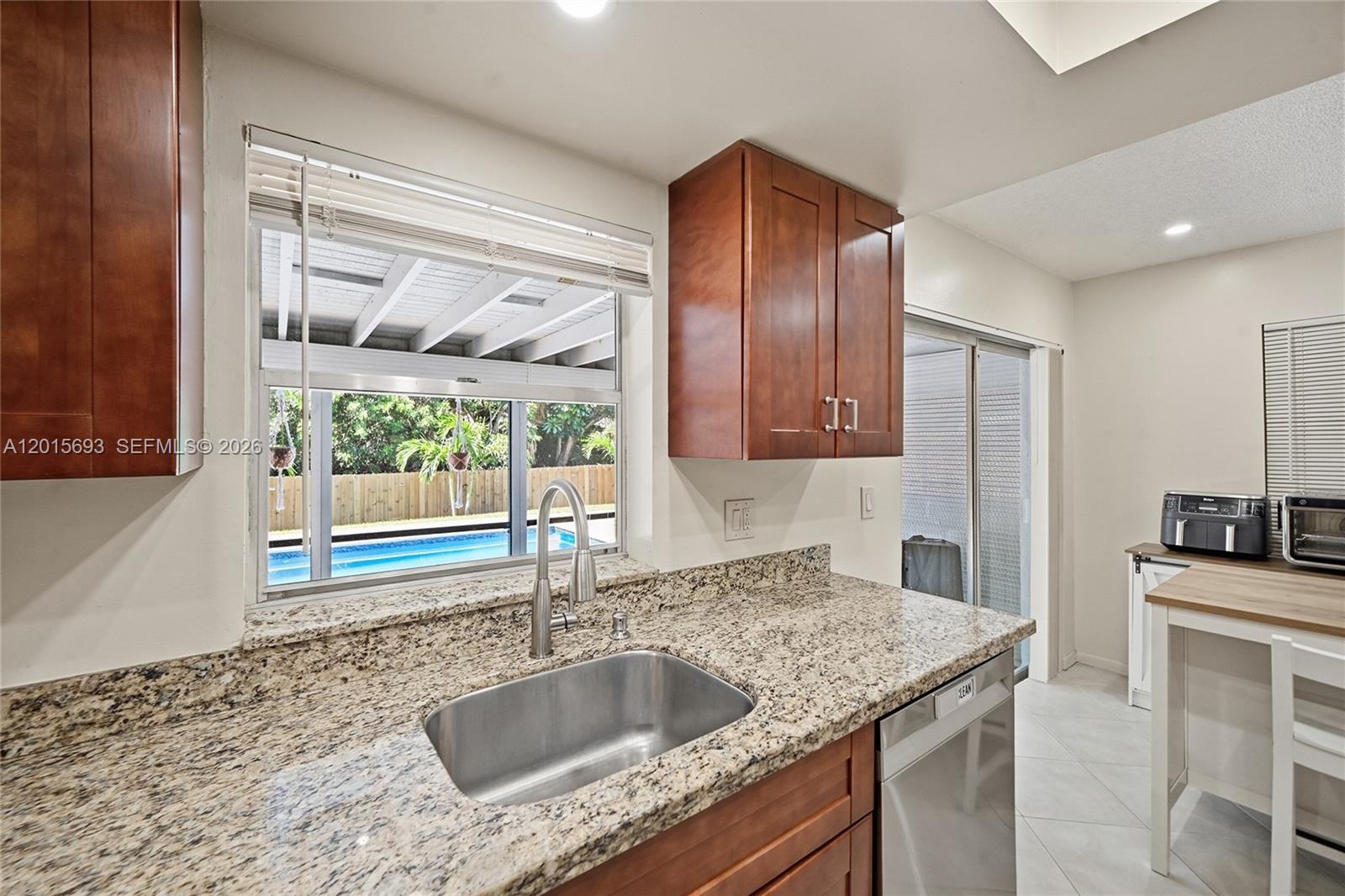 SANDALFOOT COVE SEC 7 AND - Residential