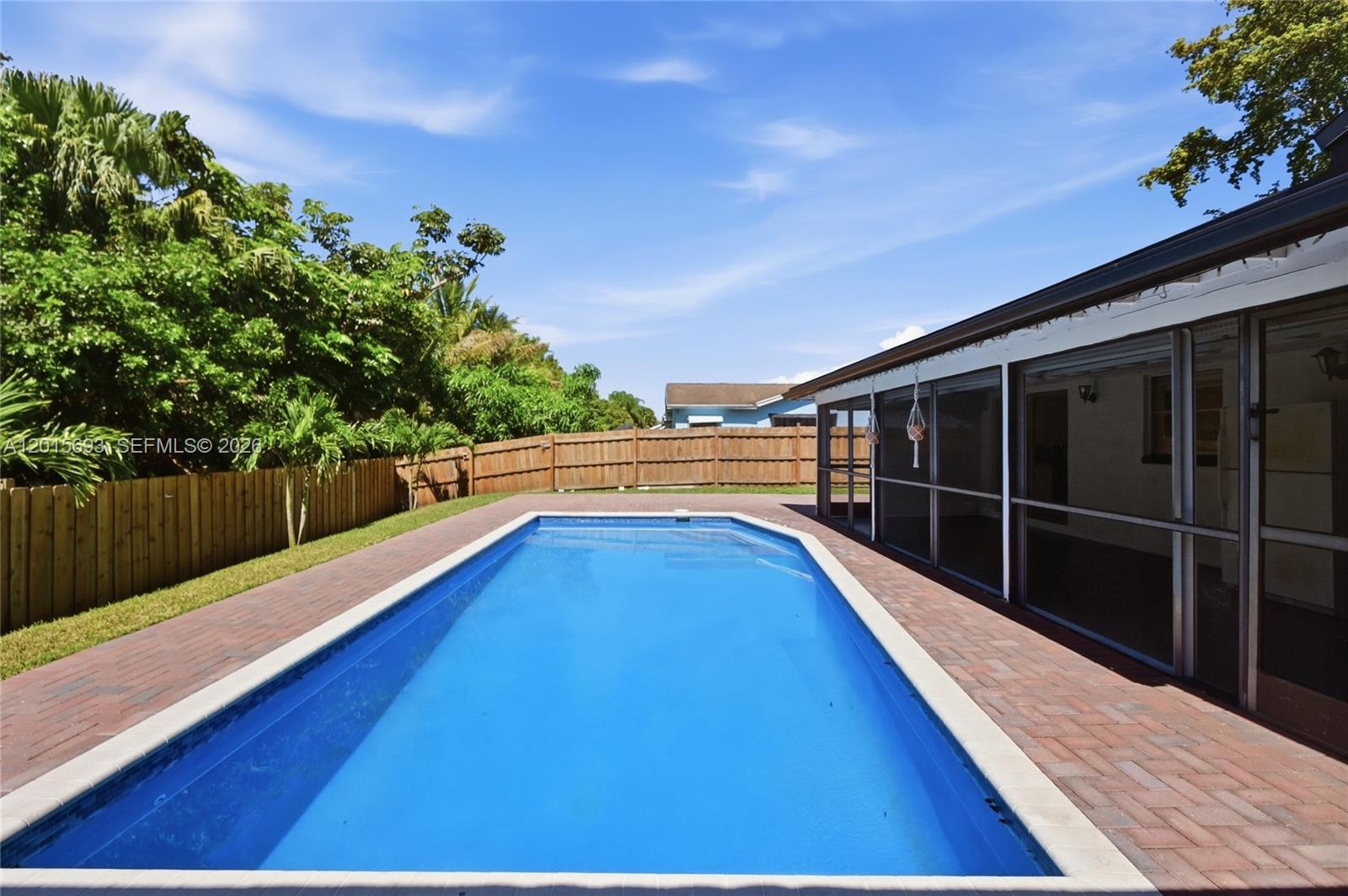SANDALFOOT COVE SEC 7 AND - Residential