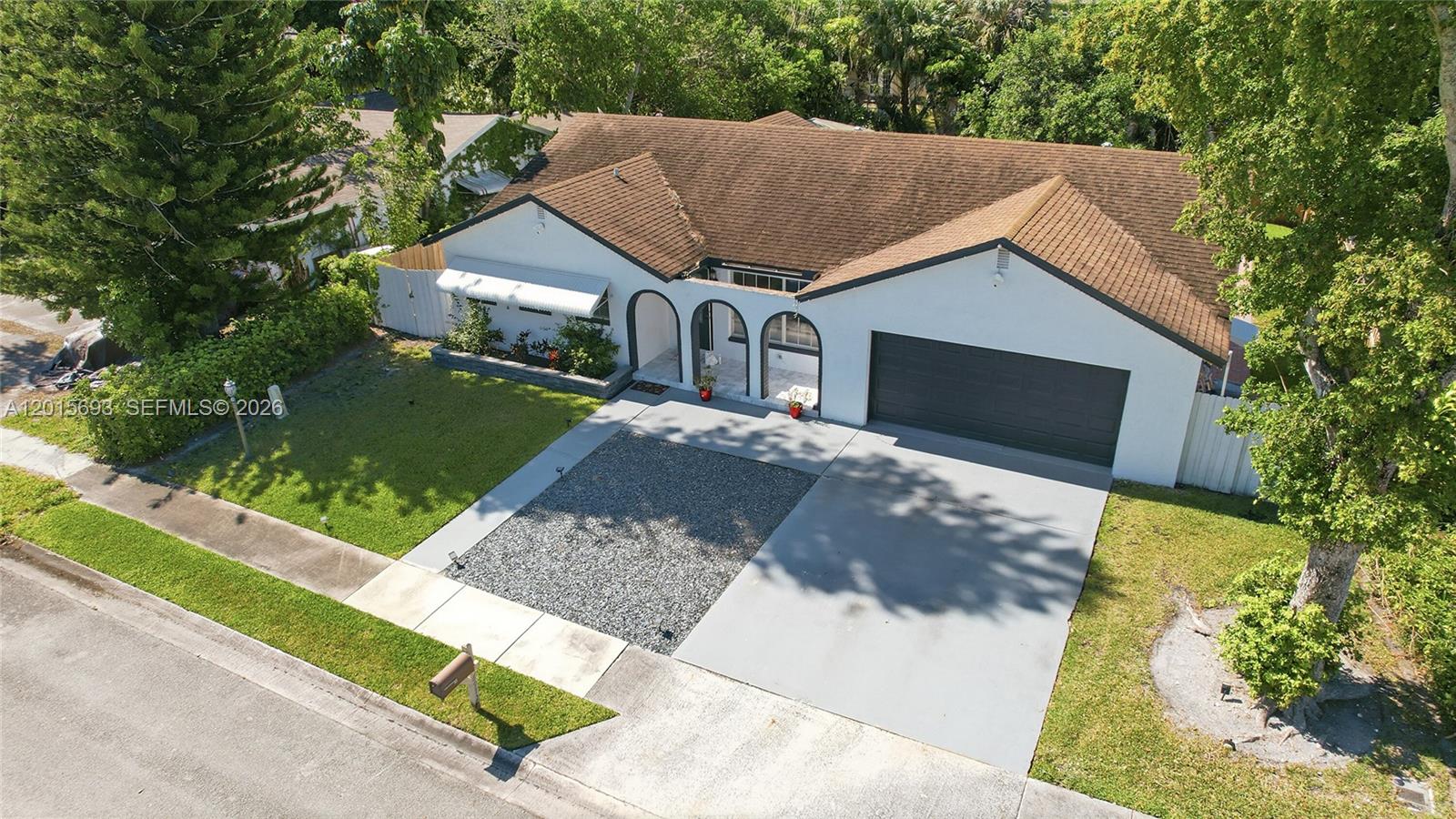 SANDALFOOT COVE SEC 7 AND - Residential