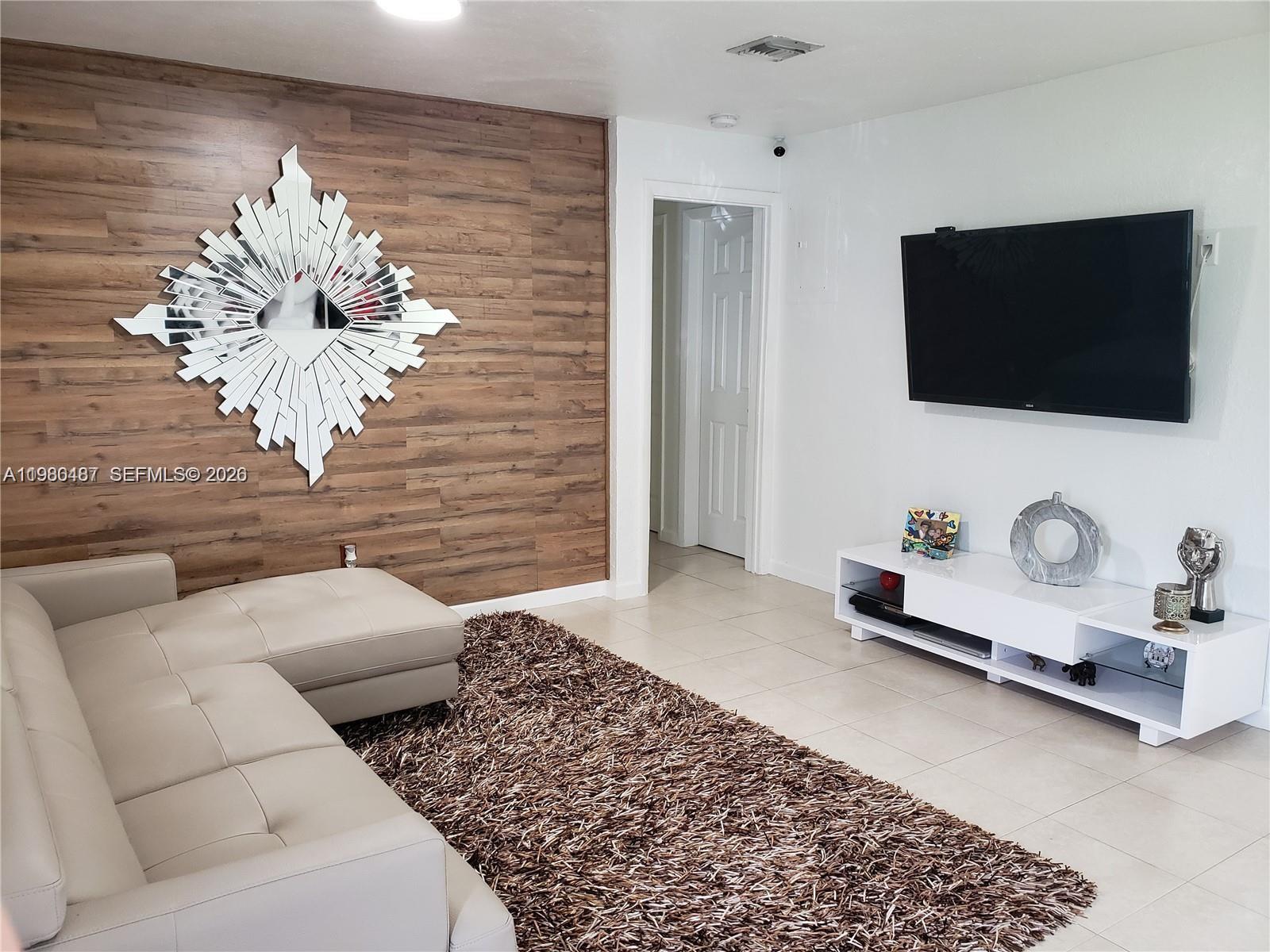 SUNNY HAVEN - Residential