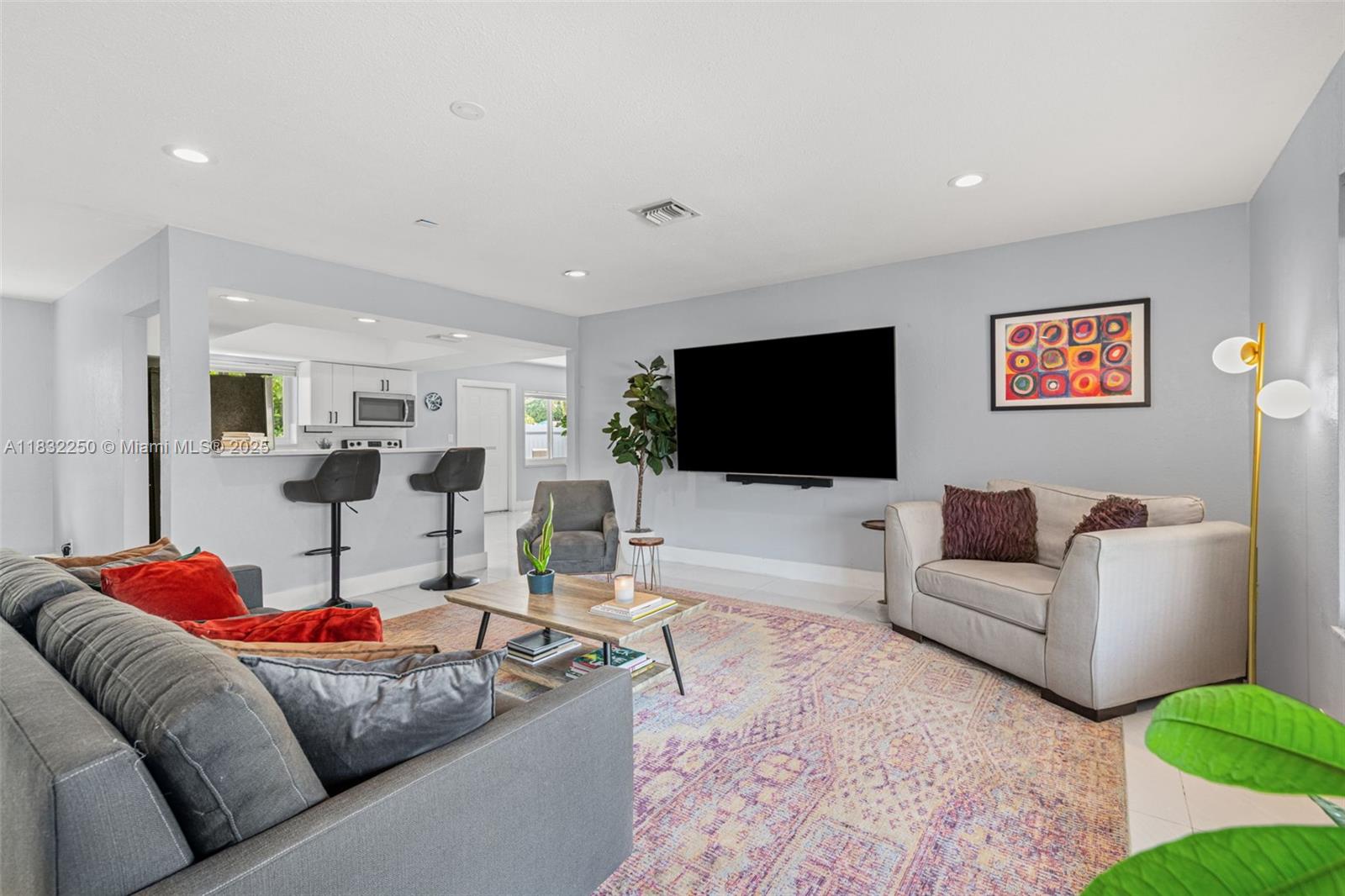 JENADA VILLAS - Residential