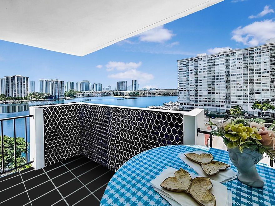 Waterfront unit in Commodore Plaza featuring beautiful water views and abundant natural light. Prime Aventura location close to shopping, dining and beaches.