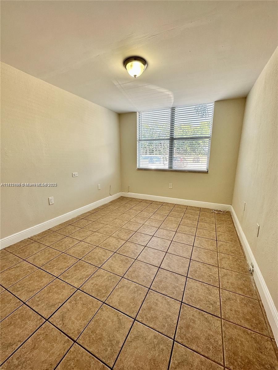 1800 Sans Souci Blvd 105