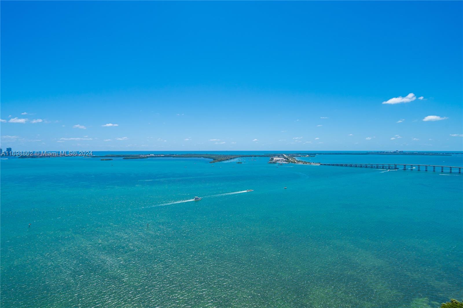 JADE RESIDENCES BRICKELL - Residential