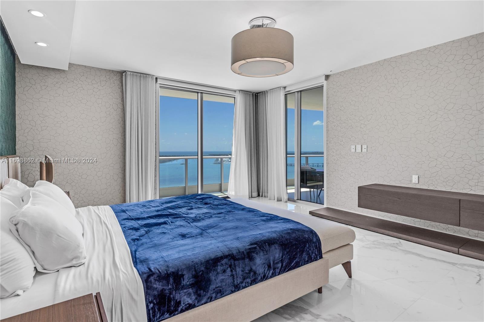 JADE RESIDENCES BRICKELL - Residential