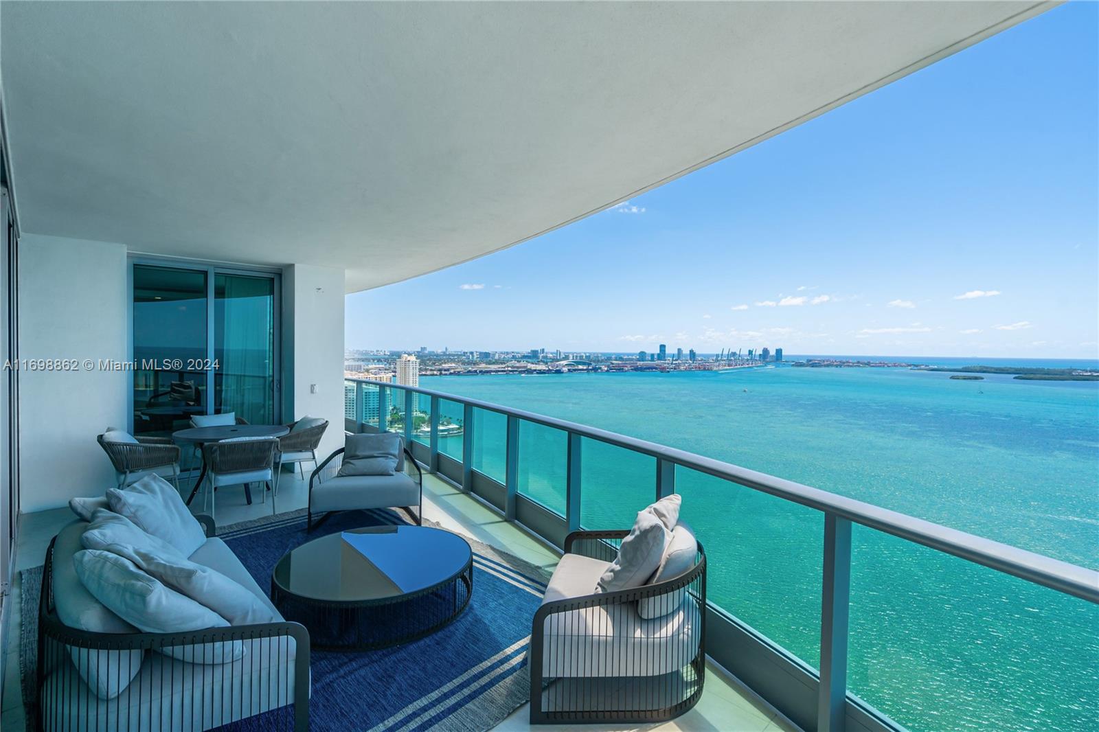 JADE RESIDENCES BRICKELL - Residential