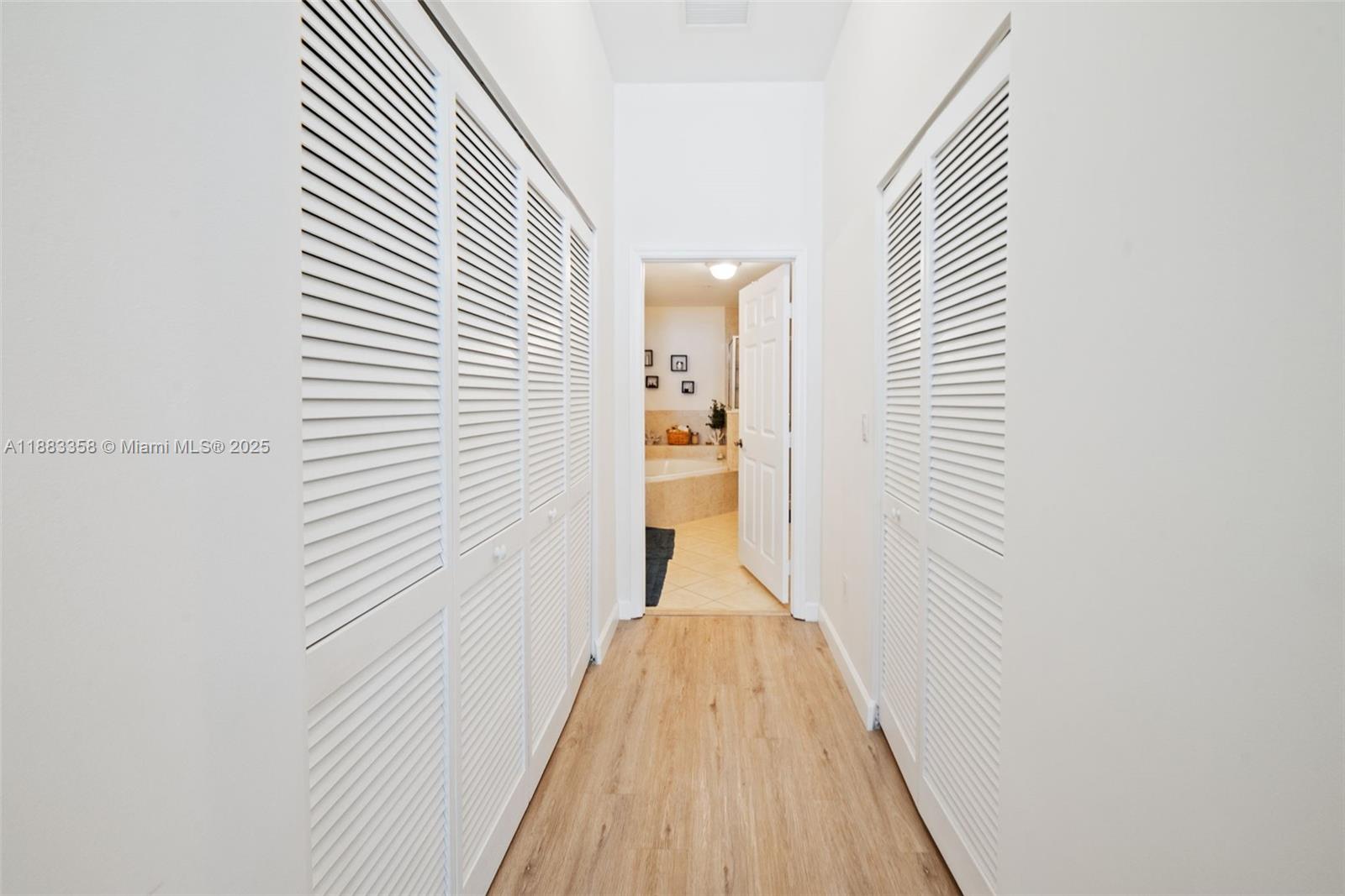 COLONNADE AT DADELAND SE - Residential