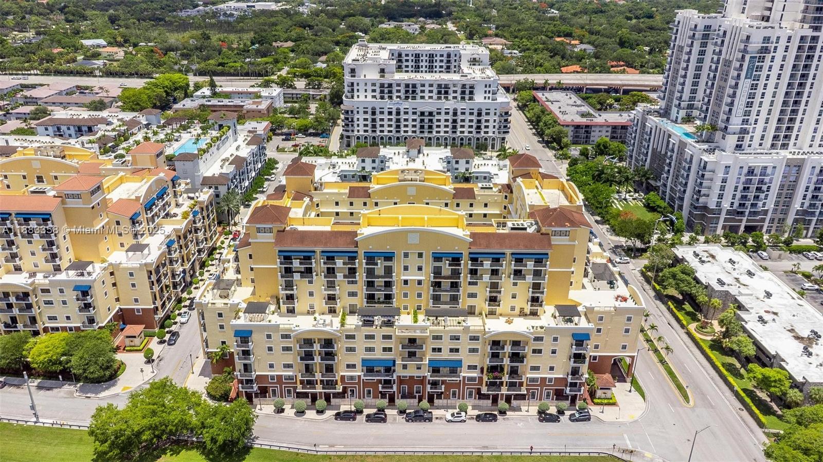 COLONNADE AT DADELAND SE - Residential