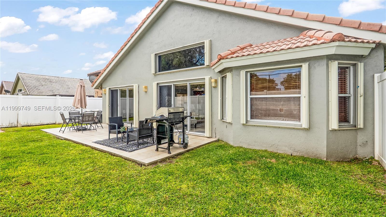 HILLSBORO COUNTRY CLUB - Residential