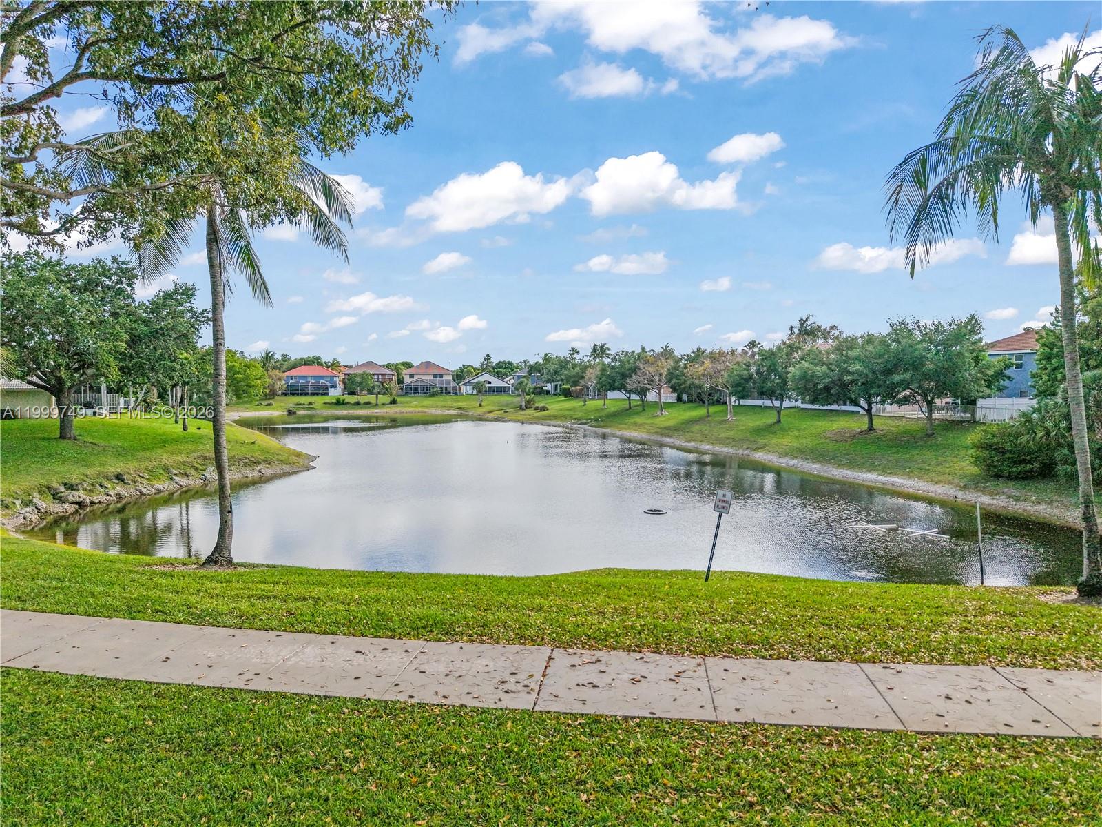 HILLSBORO COUNTRY CLUB - Residential