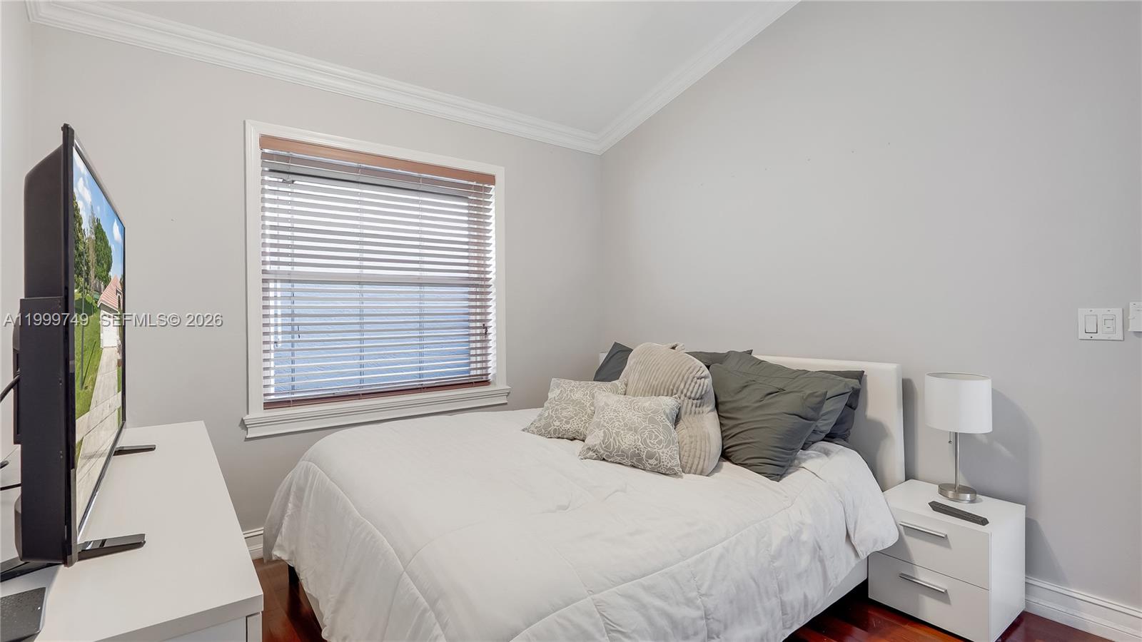 HILLSBORO COUNTRY CLUB - Residential