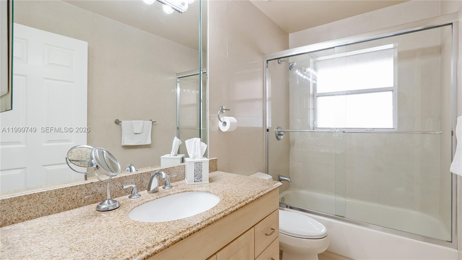 HILLSBORO COUNTRY CLUB - Residential