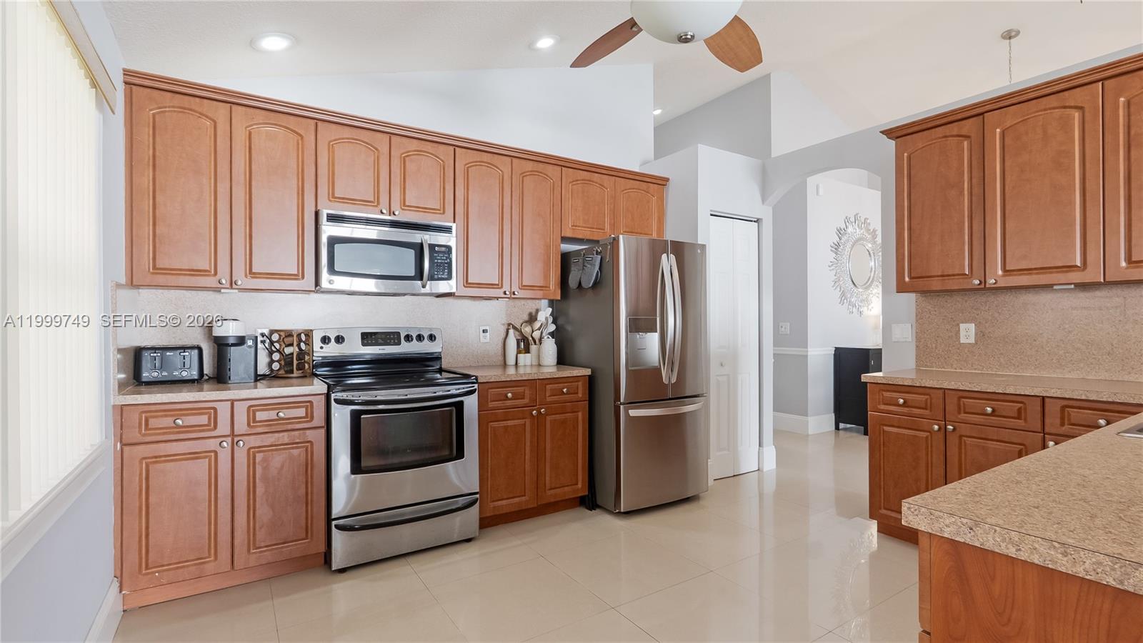 HILLSBORO COUNTRY CLUB - Residential