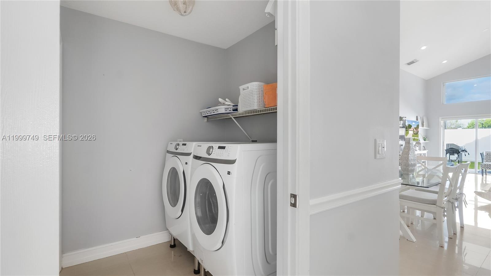 HILLSBORO COUNTRY CLUB - Residential