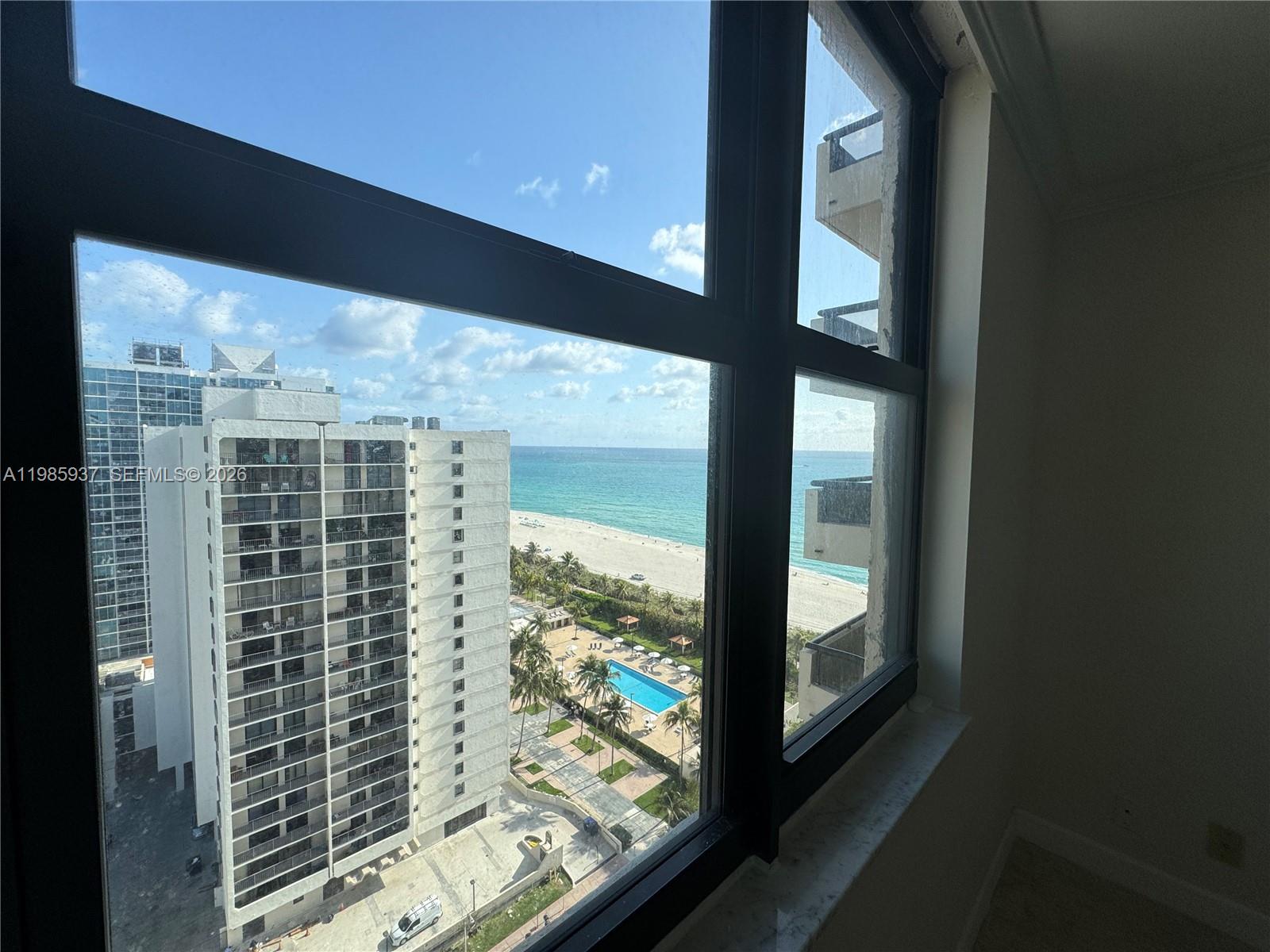 CLUB ATLANTIS CONDO - Residential