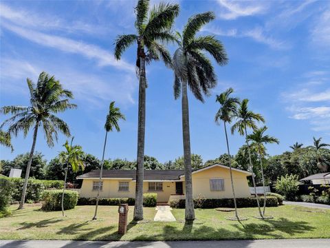 Single Family Residence in Miami FL 9600 147th St St.jpg