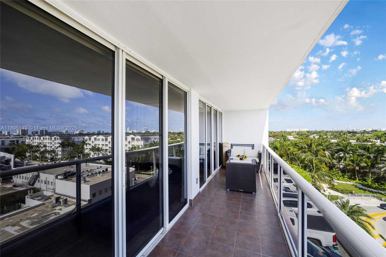 View photos, virtual tours, details... 1900 Sunset Harbour Dr 811