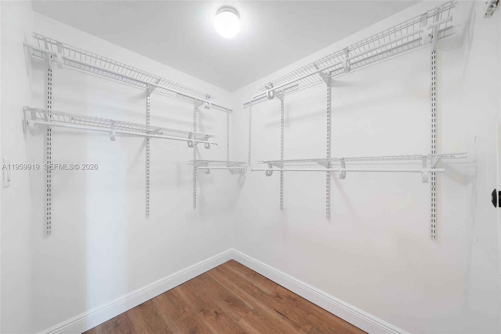 DOWNTOWN DADELAND CONDO N - Residential Lease