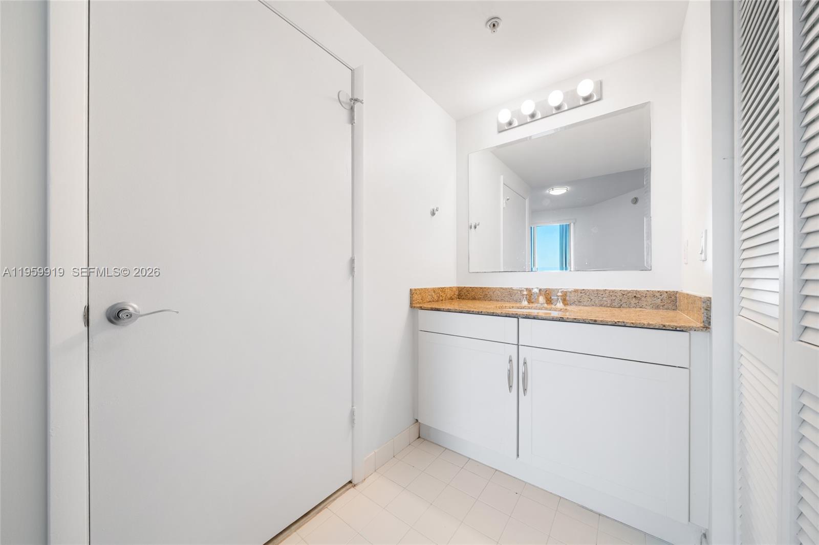 DOWNTOWN DADELAND CONDO N - Residential Lease