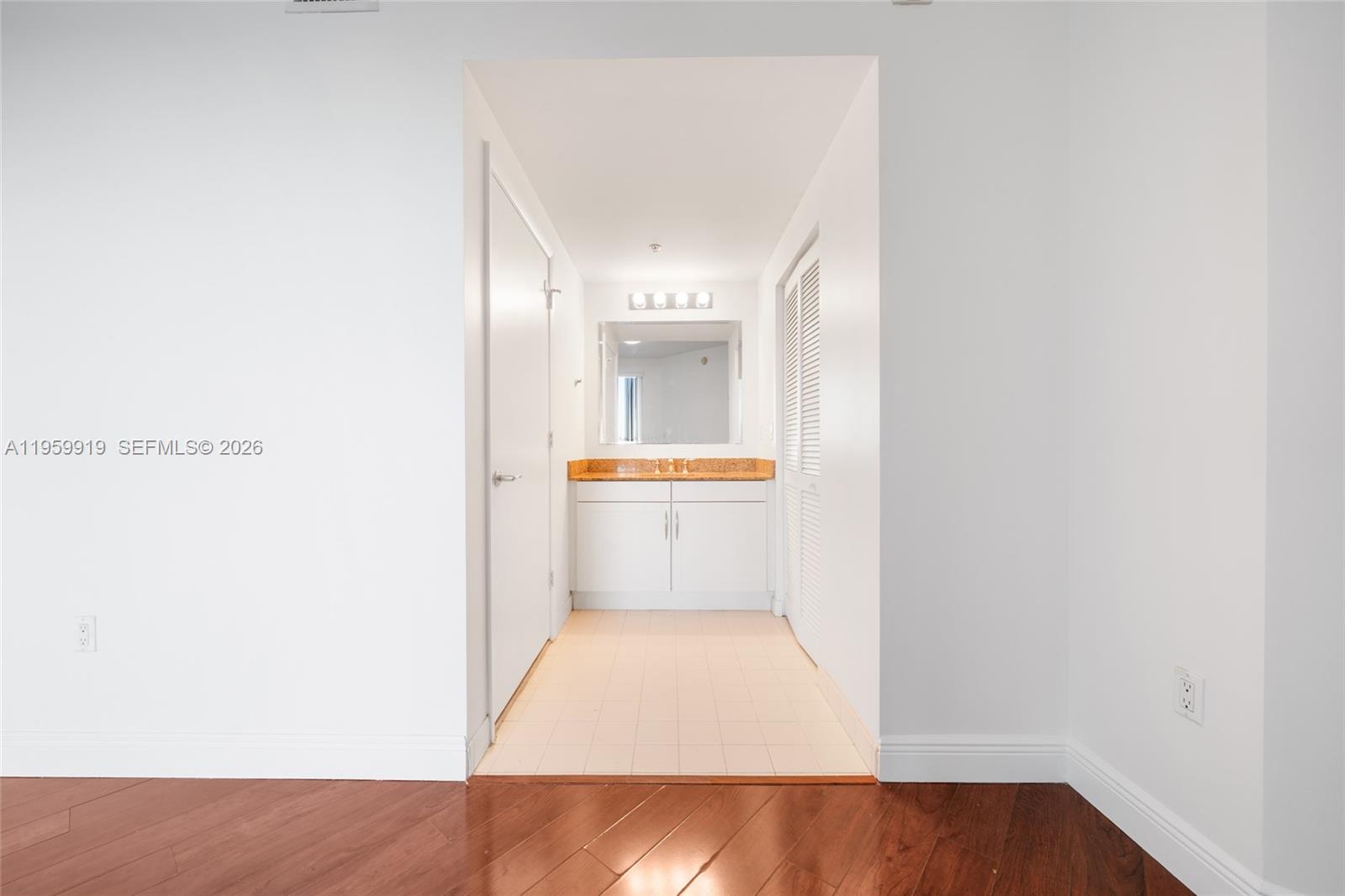 DOWNTOWN DADELAND CONDO N - Residential Lease