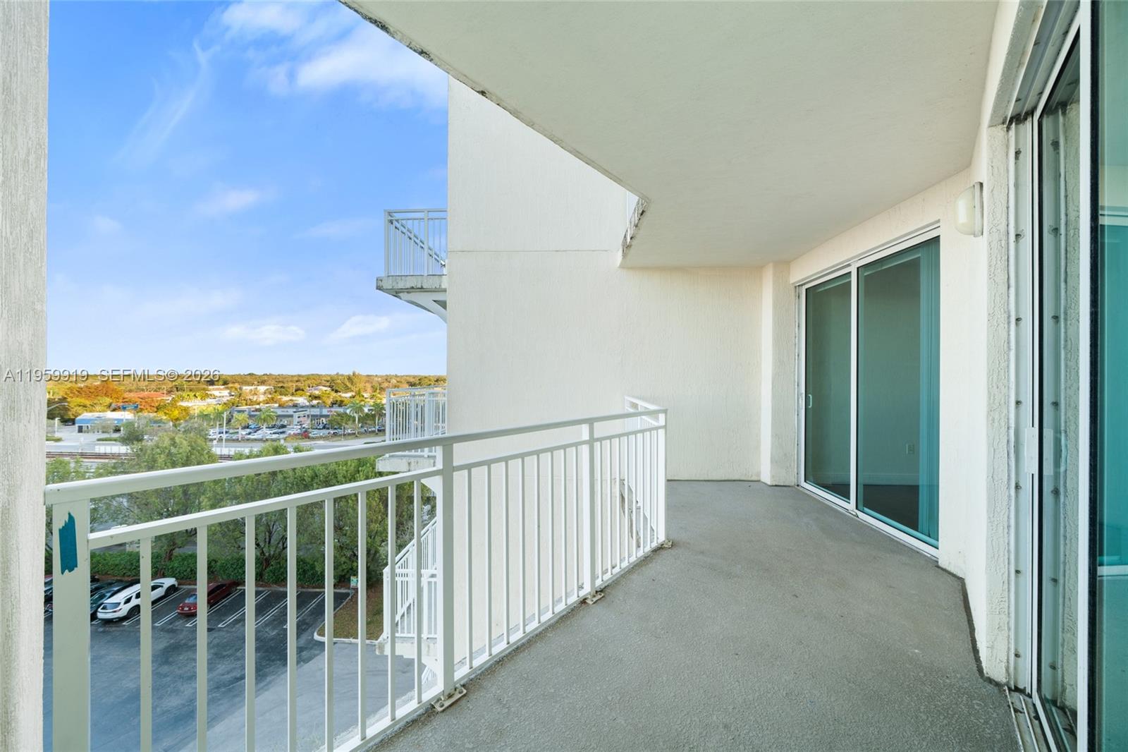 DOWNTOWN DADELAND CONDO N - Residential Lease