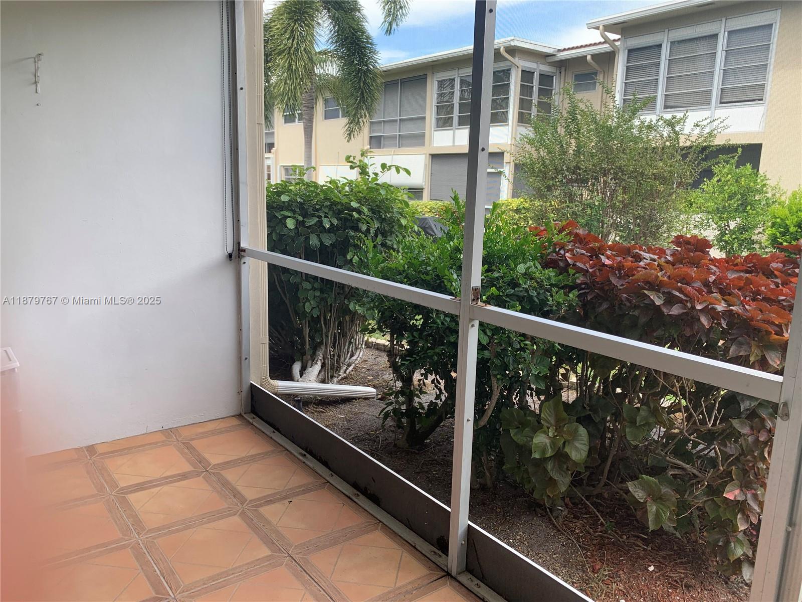 VENETIAN PARK GARDENS CON - Residential