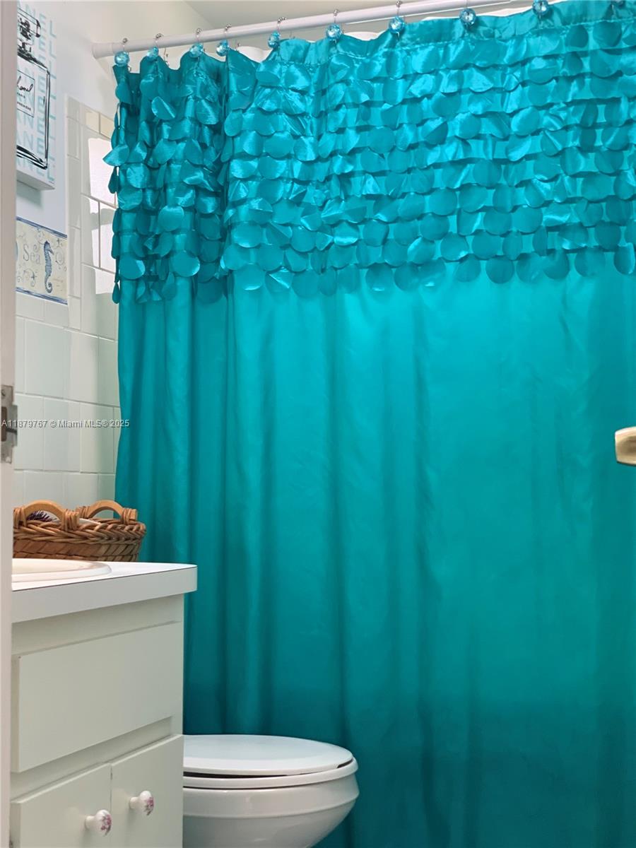 VENETIAN PARK GARDENS CON - Residential