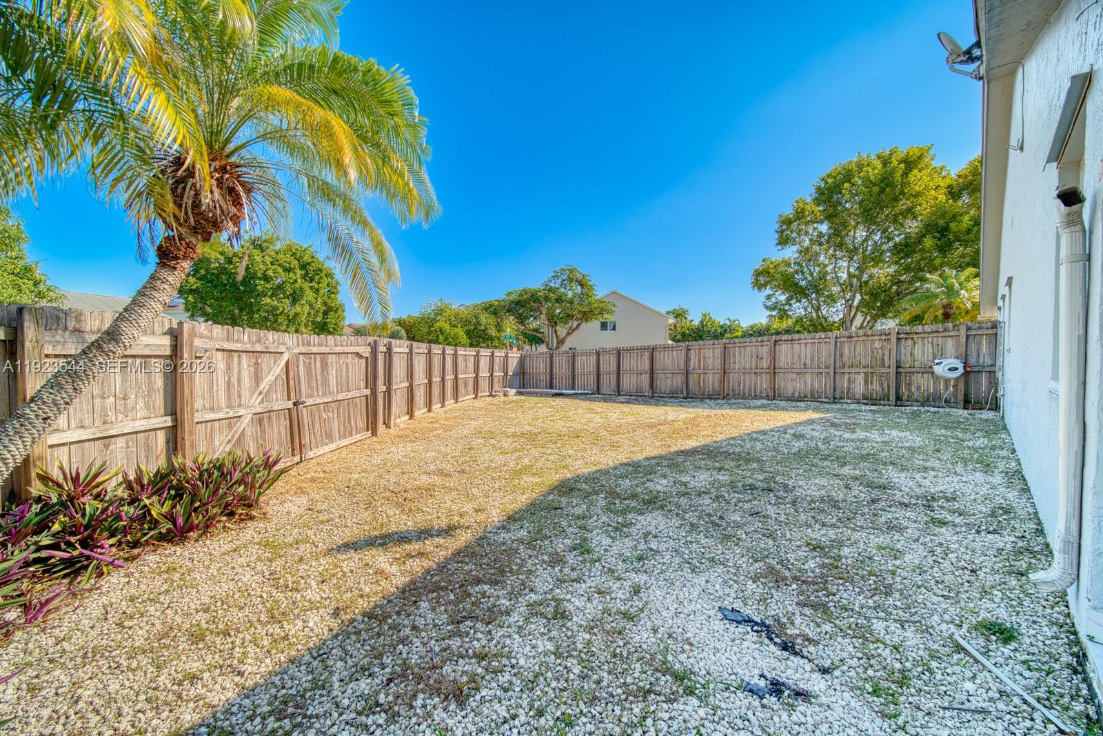 LAKES BY THE BAY SEC 4 - Residential