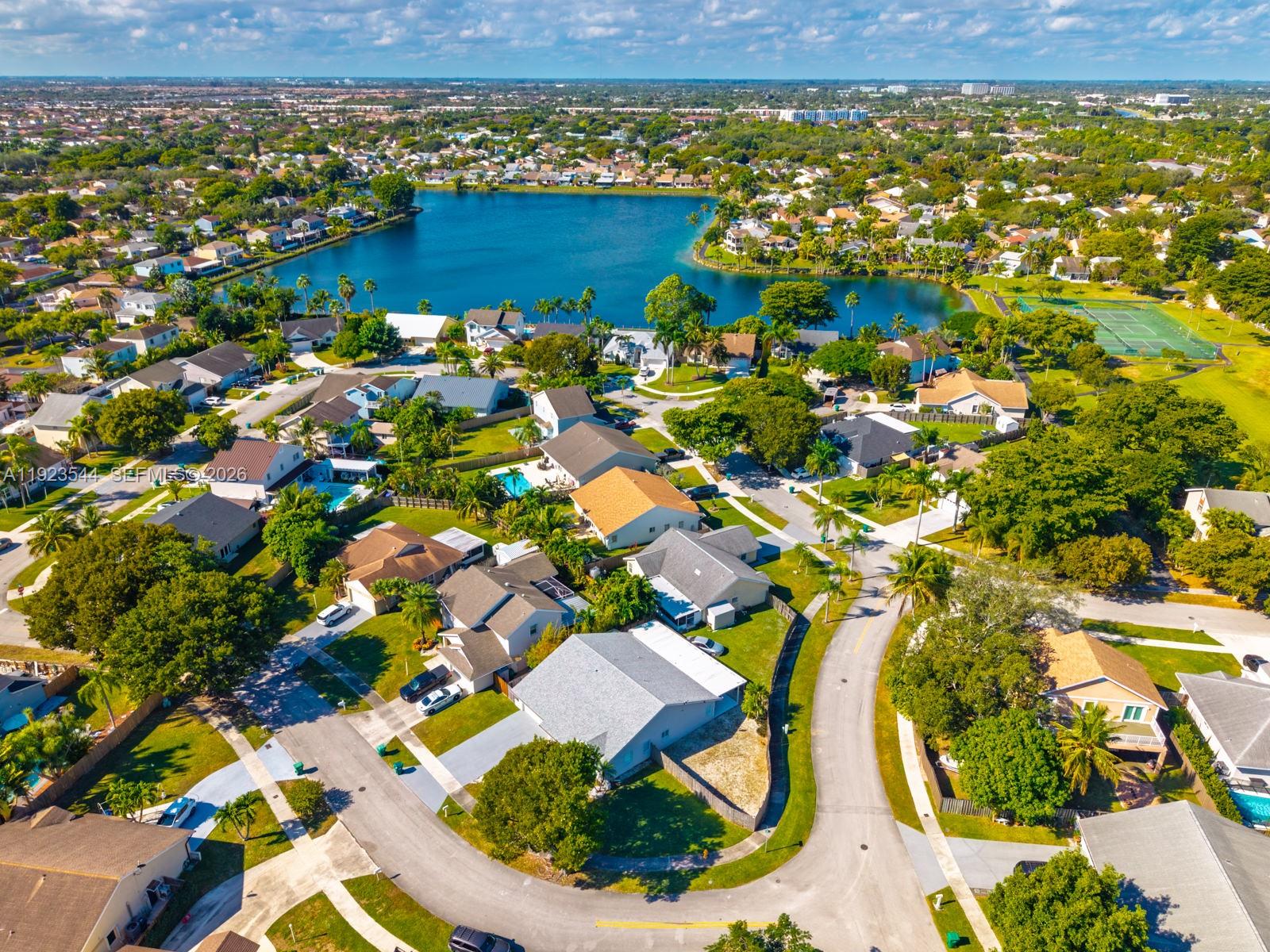 LAKES BY THE BAY SEC 4 - Residential