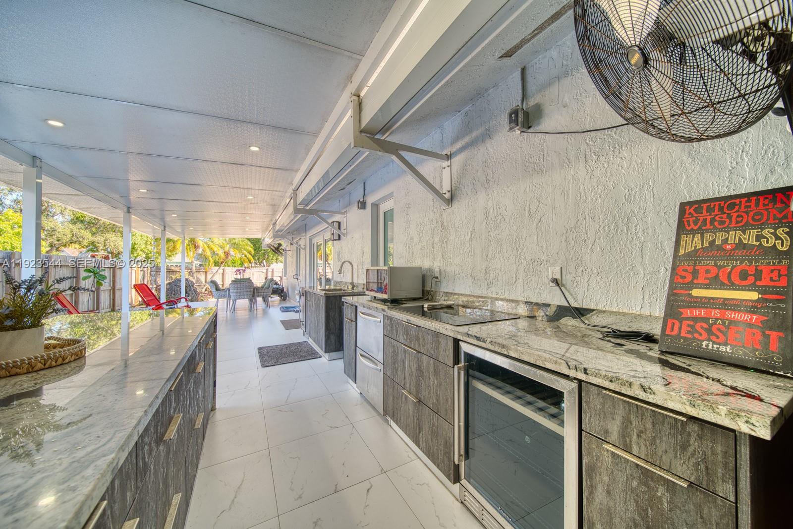 LAKES BY THE BAY SEC 4 - Residential