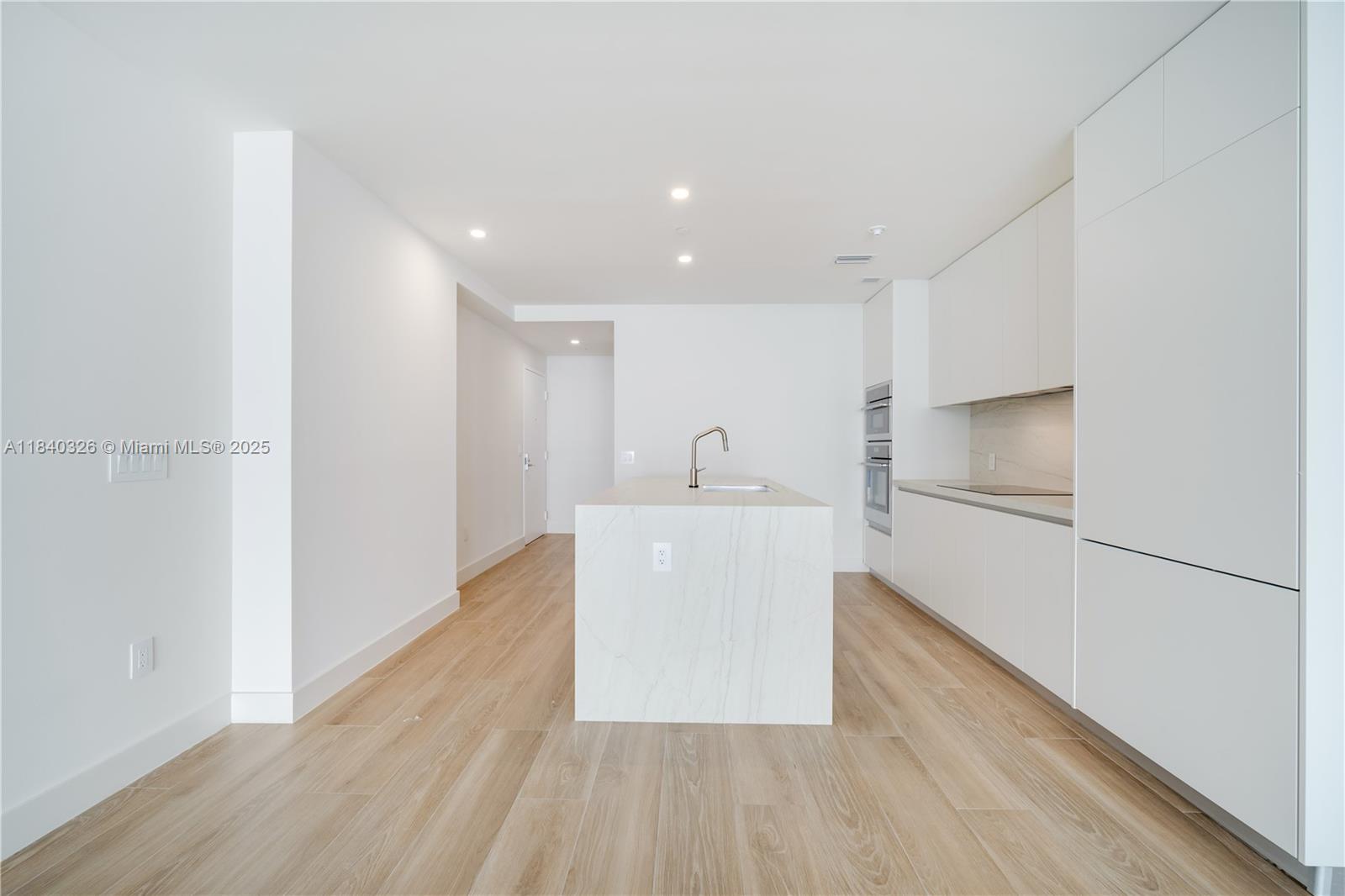 ARIA RESERVE SOUTH - Residential