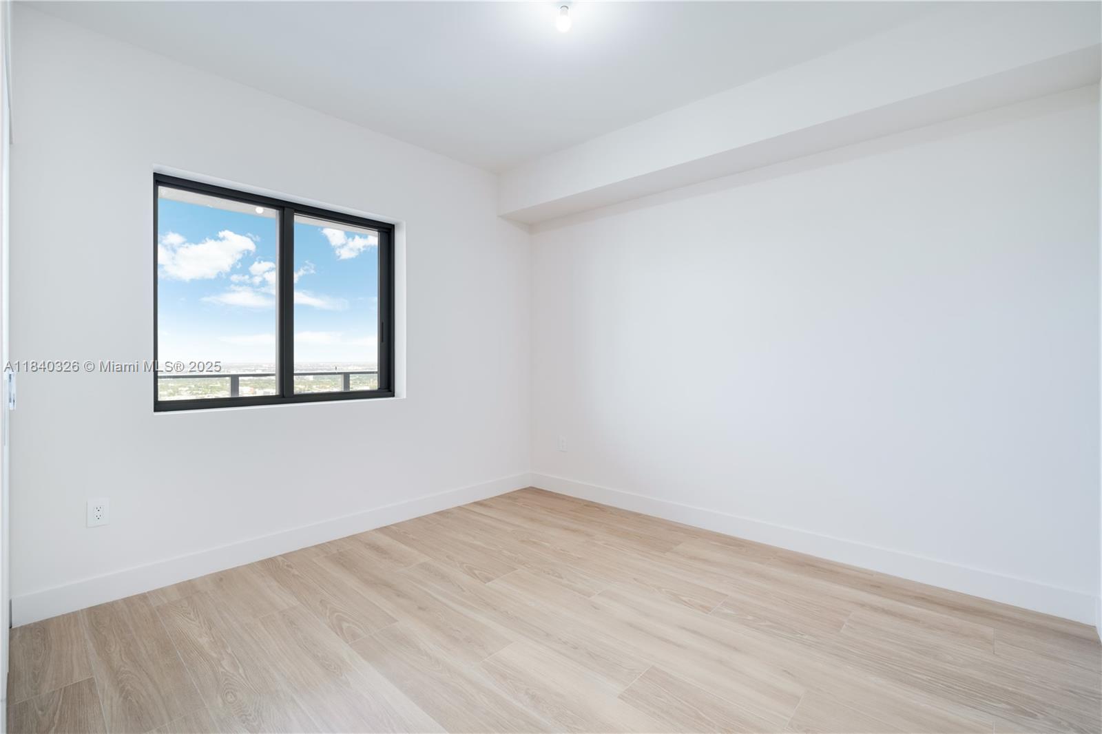 ARIA RESERVE SOUTH - Residential