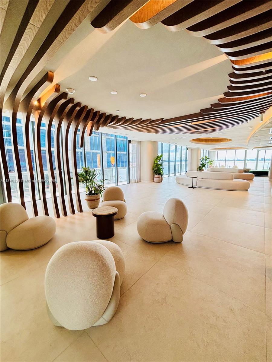 ARIA RESERVE SOUTH - Residential