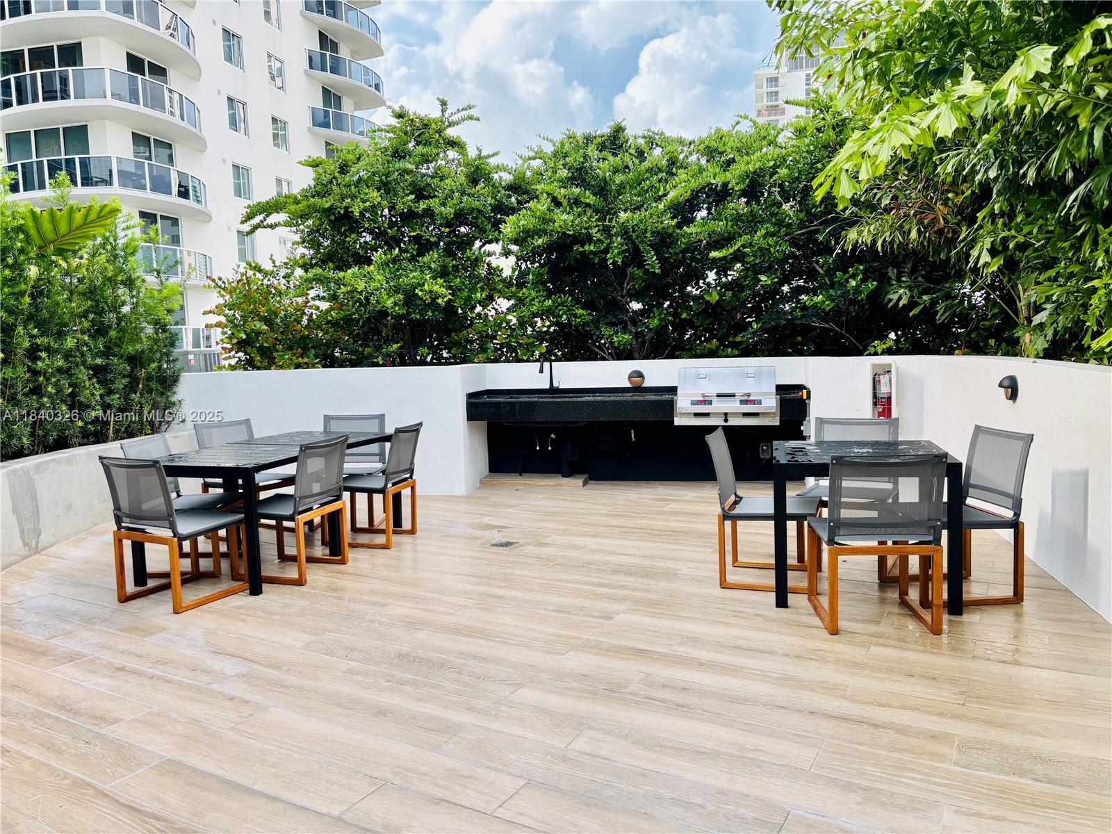 ARIA RESERVE SOUTH - Residential