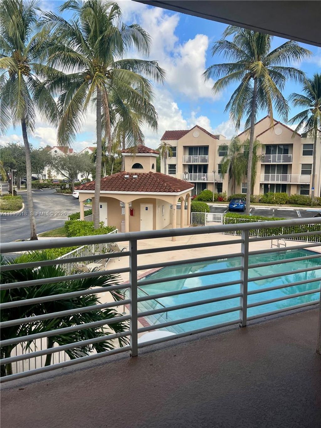 Photo of 2711 Ocean Club Blvd #207, Hollywood, FL 33019 (MLS # A11939618)