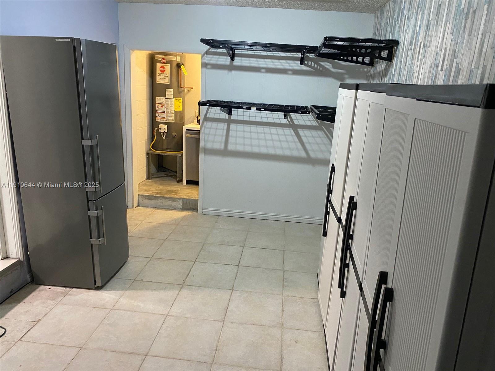 LAND SECTION 6-SOUTH - Residential