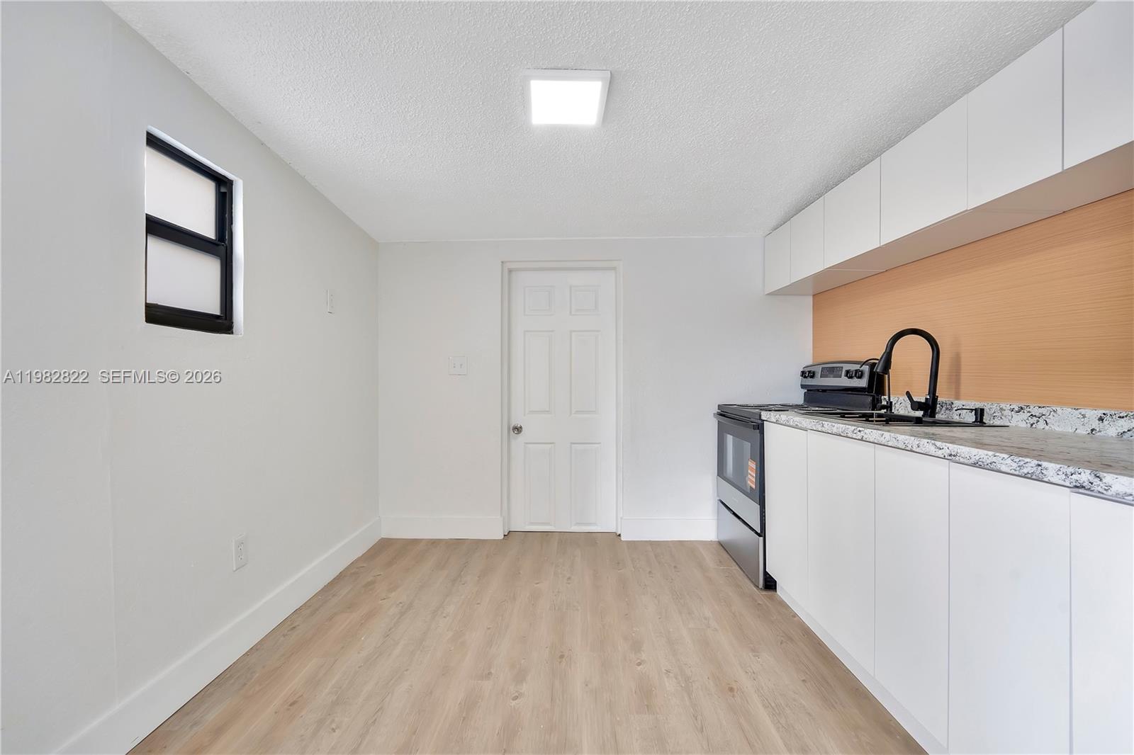 MALVERNDALE - Residential Lease