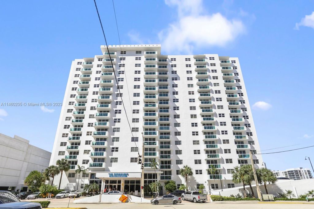 Photo of 3000 S Ocean Dr #1110, Hollywood, FL 33019 (MLS # A11460205)