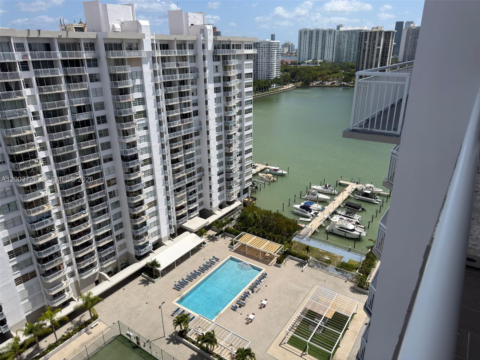 DEL PRADO MARINA - Residential