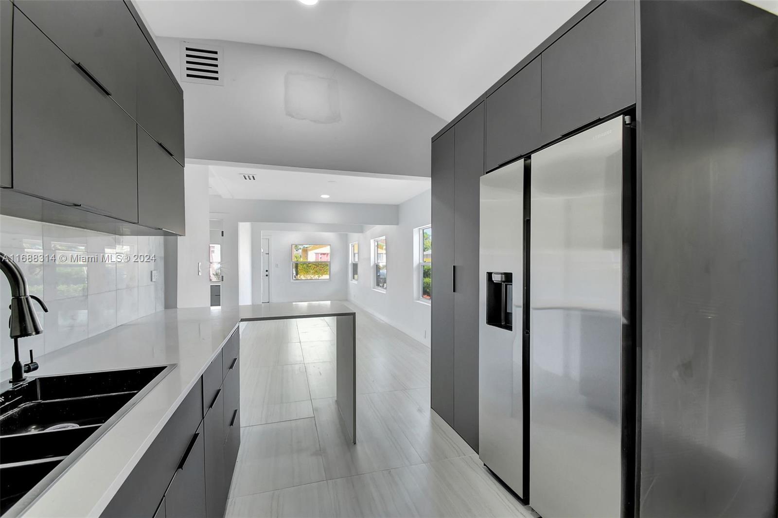LAKEVIEW RIDGE - Residential