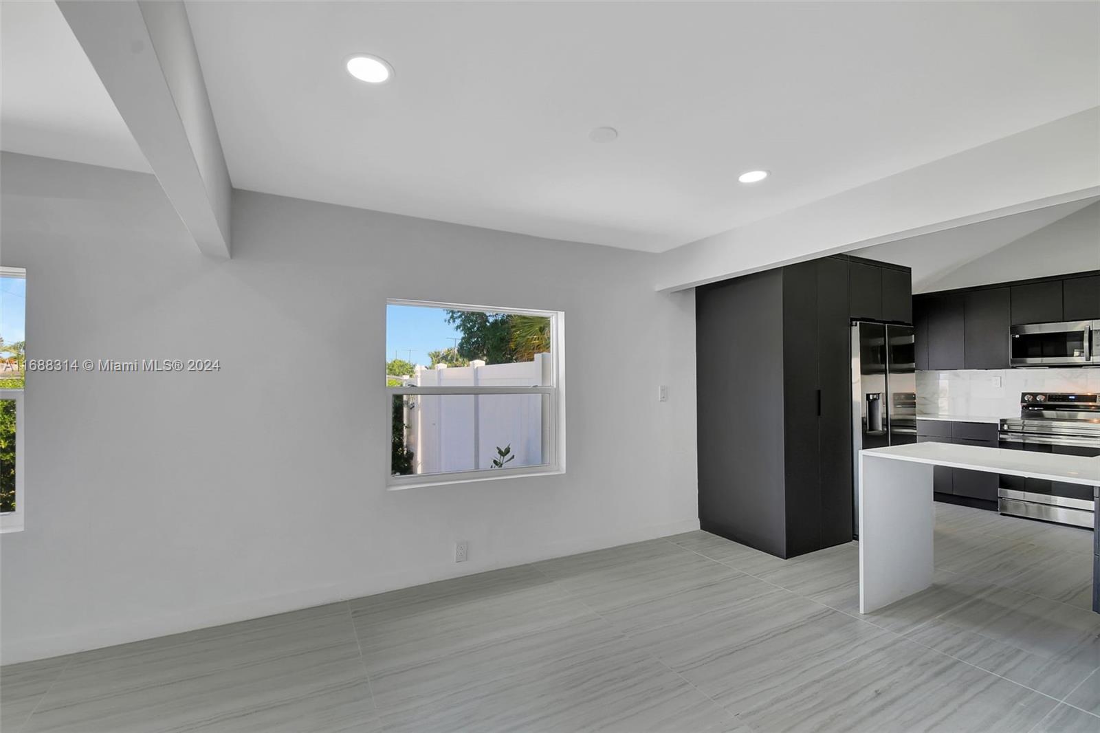LAKEVIEW RIDGE - Residential