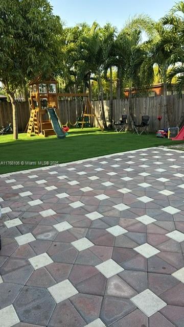 1522 SW 144th Ave