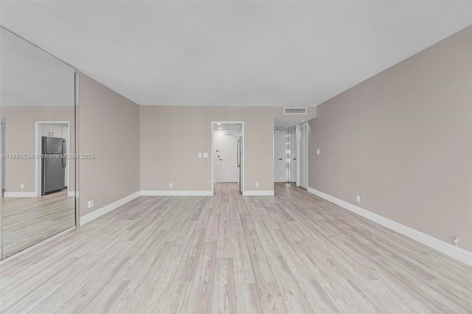 ROYAL AMBASSADOR CONDO - Residential Lease