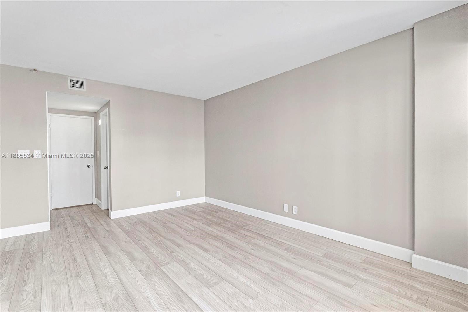 ROYAL AMBASSADOR CONDO - Residential Lease